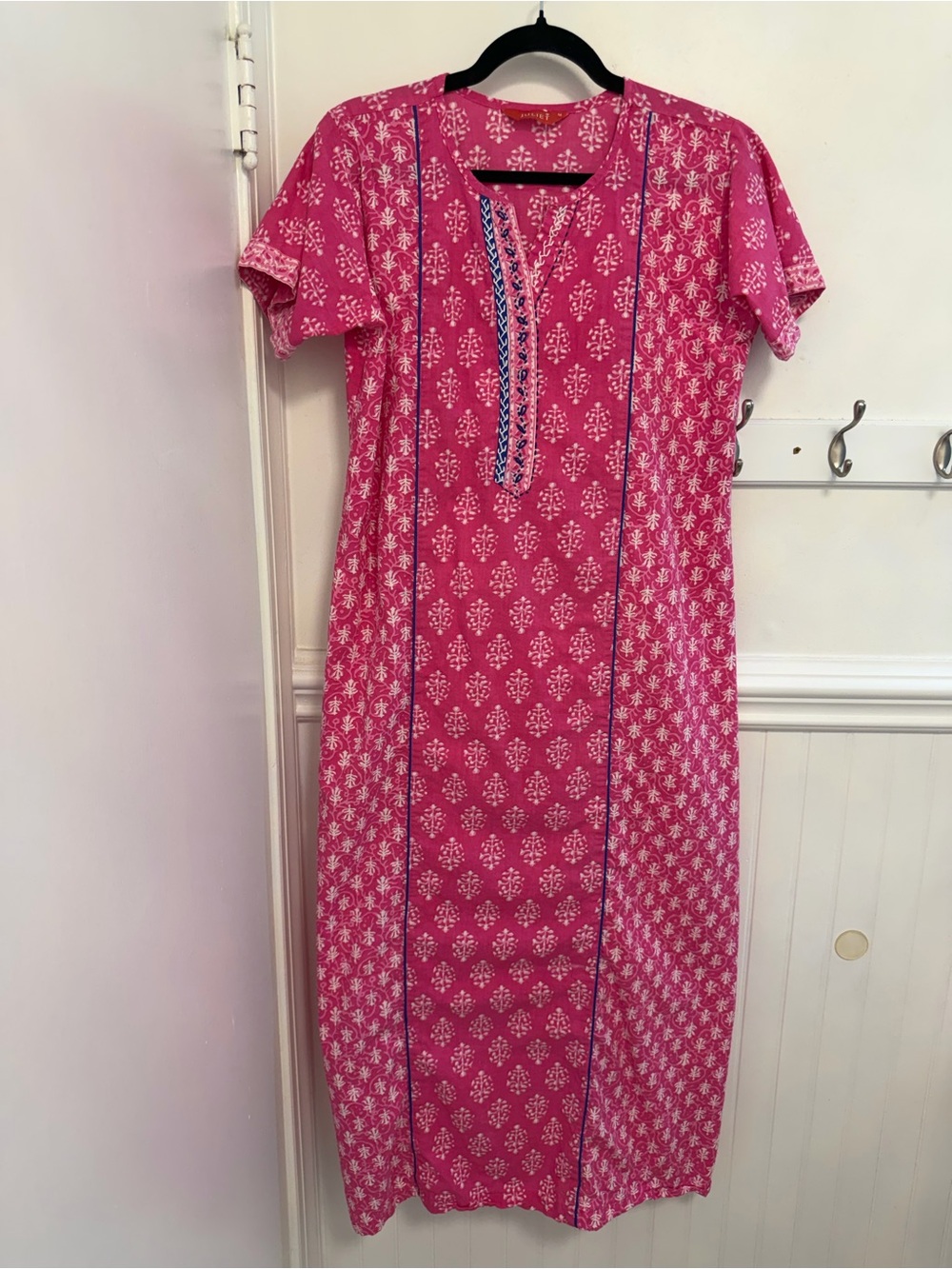 Pink Printed Short-Sleeve Maxi Dress with Contrasting Trim